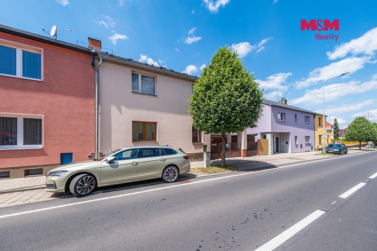 Prodej rodinného domu 200 m², pozemek 357 m²